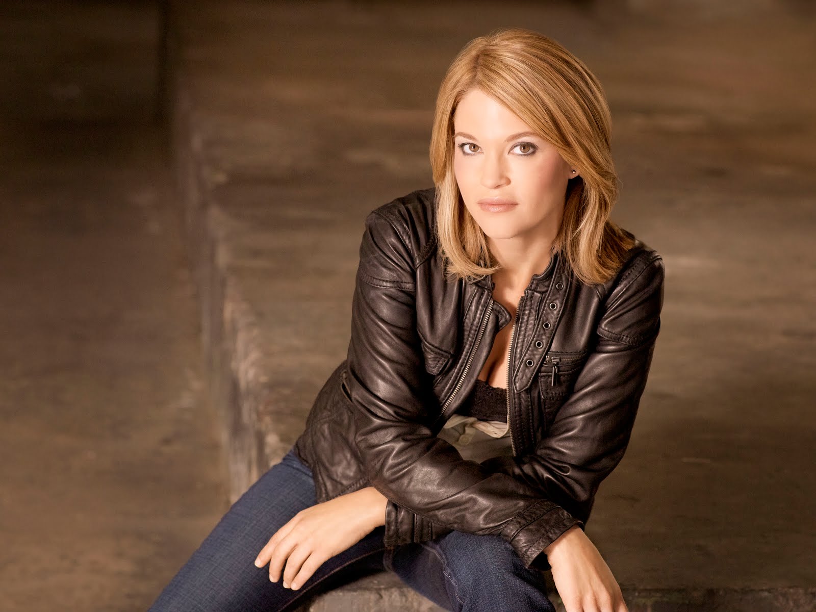 Kristina Apgar desktop Wallpapers