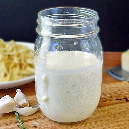 Homemade Garlic Alfredo Sauce