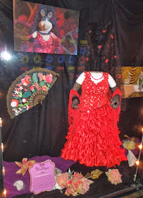 Miss Piggy Madrid Flamenco dress Muppets Most Wanted