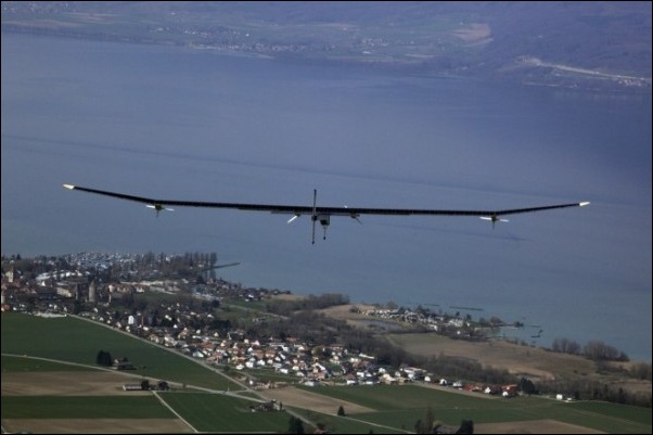  Solar Powered Airplane
