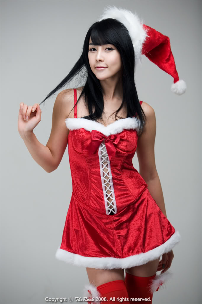 Lee Ji Woo Hot  in Santa Clause Shirt