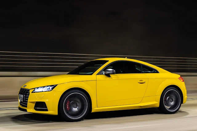 Novo Audi TTS 2016 - Amarelo