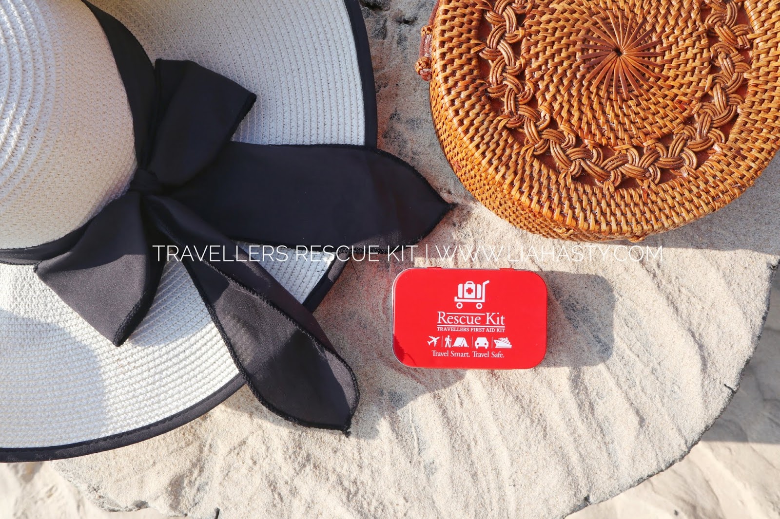 Kaki Travel Wajib Ada Travellers Rescue Kit - Lia Hasty