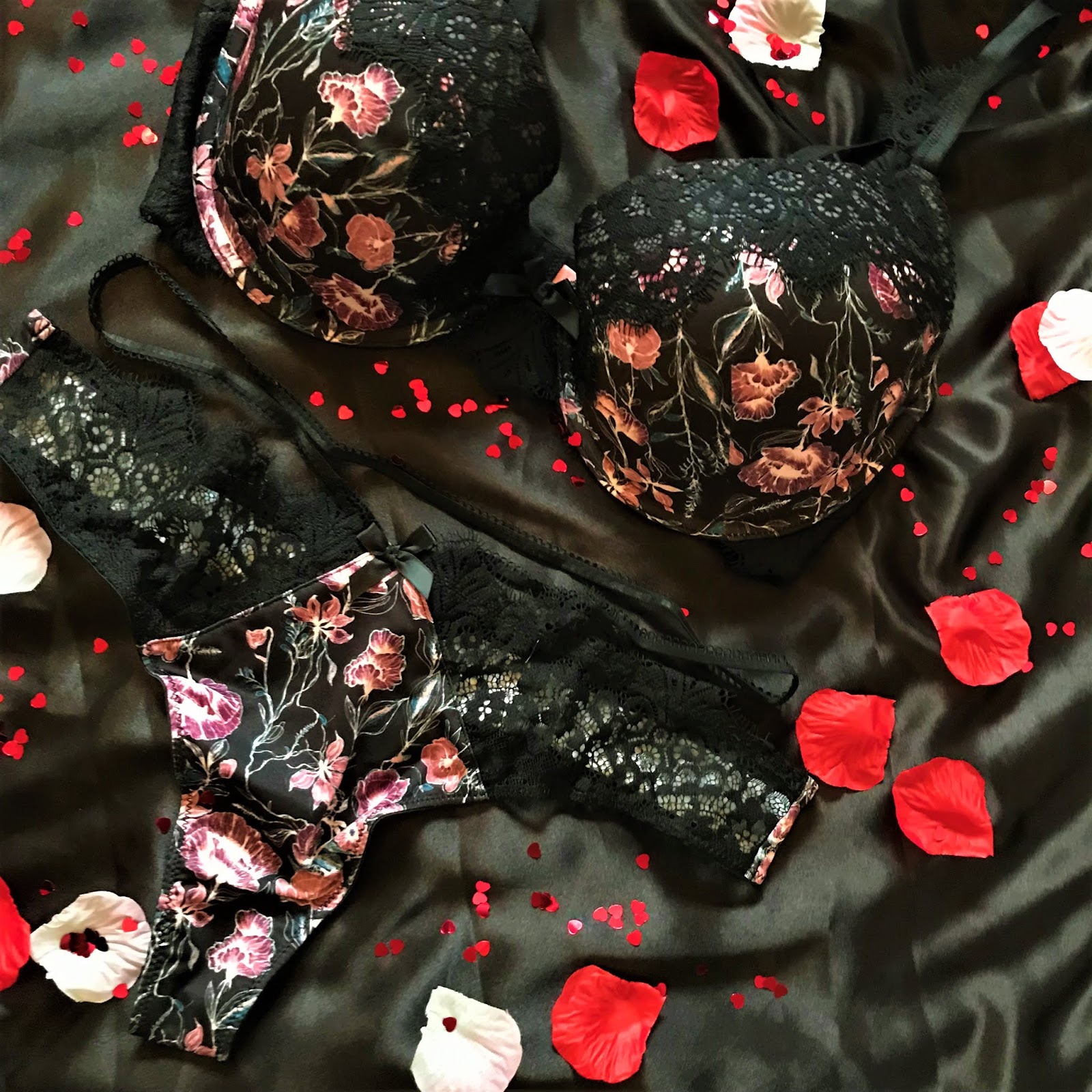 Flirty & Floral Hunkemöller Valentines Lingerie - ○ Laura Thornberry ○  Lifestyle Blogger ○ London Based ○