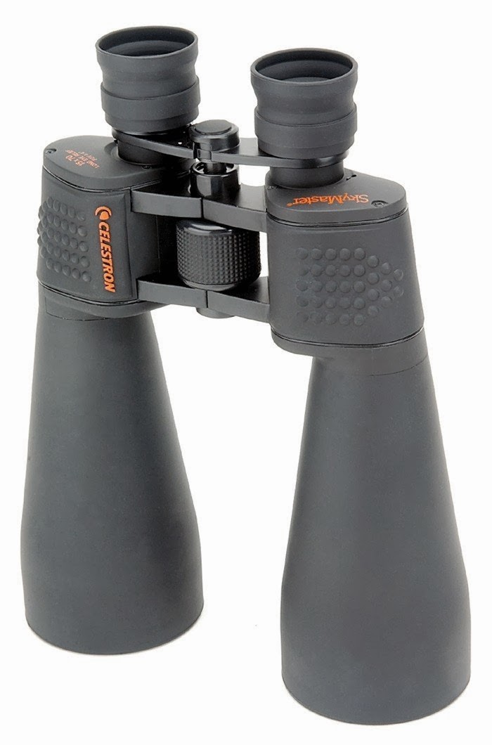 Bird Celestron SkyMaster Giant 15x70 Binoculars with Tripod Adapter