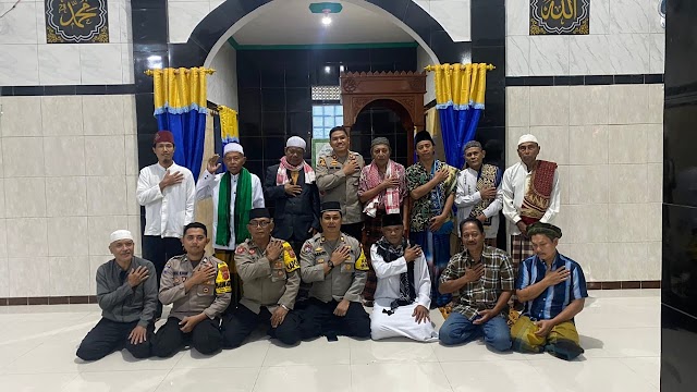  "AA DEDE" BLUSUKAN DENGARKAN CURHATAN MASYARAKAT PASCA SHALAT SHUBUH