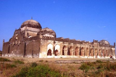 Gulbarga: India's city of tombs and domes