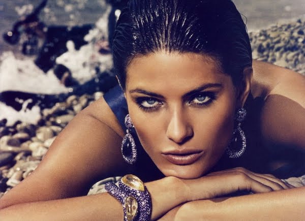 Isabeli Fontana Vogue Paris photo