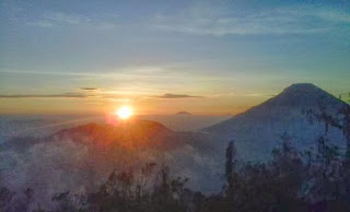 Sunrise Gunung Sikunir