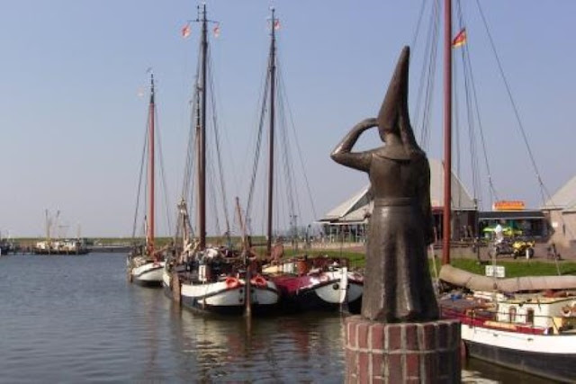 Stavoren, haven met Vrouwtje