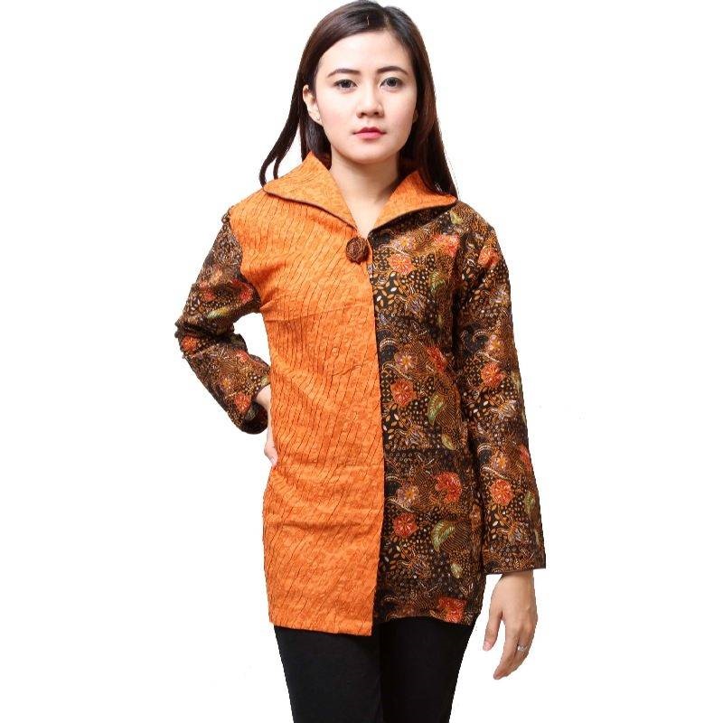 10 Model Baju Batik Kantor Wanita Kombinasi Eksotis 