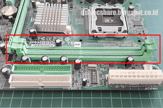 Slot RAM