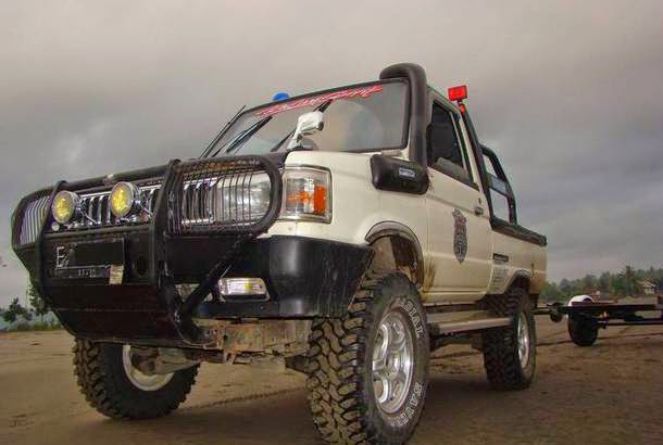 49+ Modifikasi Mobil Kijang Offroad, Konsep Top!