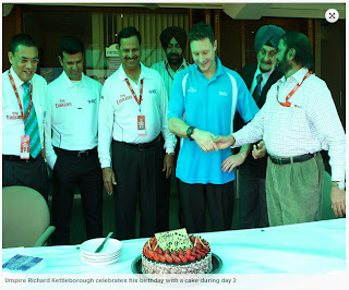 Umpire-Richard-Kettleborough-celebrates-his-birthday-INDIA-v-AUSTRALIA-3rd-TEST