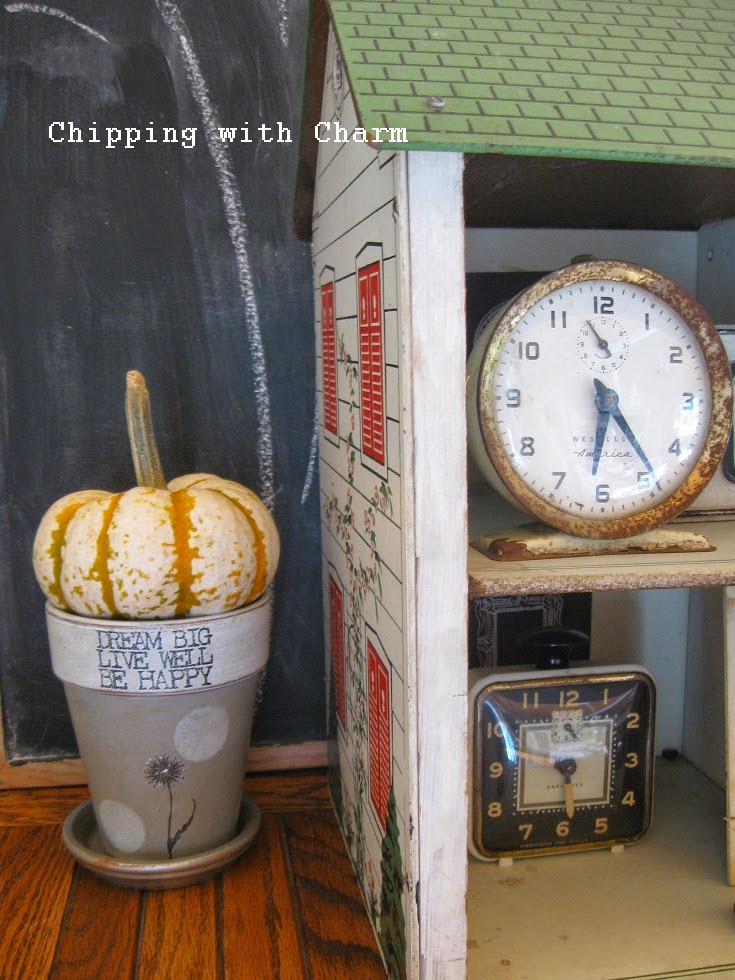 Chipping with Charm: Fall Dollhouse Shelf...http://www.chippingwithcharm.blogspot.com/