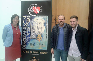 Nuestra H. Mayor en compañía de los músicos Martín Fdz y Javier Ruiz