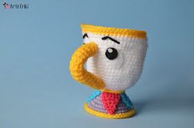 taza chip amigurumi patron gratis taza primark ganchillo la bella y la bestia kawaii crochet doll plushie cute free pattern bella y bestia amigurumi arte friki