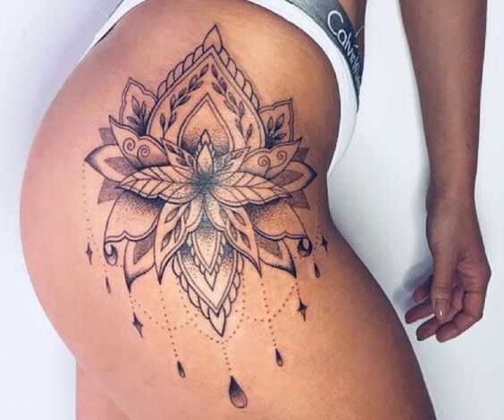 Thigh-mandala-lotus-Tattoo-for-girls