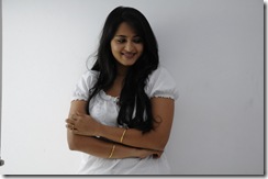 South  Actress  Anushka  Shetty  unwatermarked  hq  picture (93)
