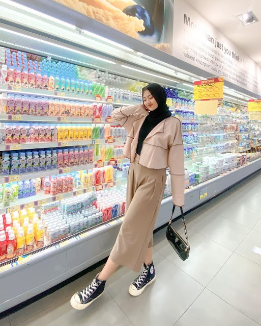 20 Ide OOTD Fashion Hijab Style yang Kekinian dan Simpel