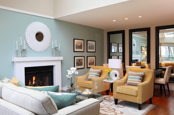 Designing Home: 10 Tips for decorating a small living room