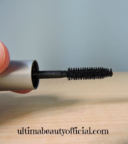 Close up of Bobbi Brown Cosmetics: Smokey Eye Mascara in Black wand