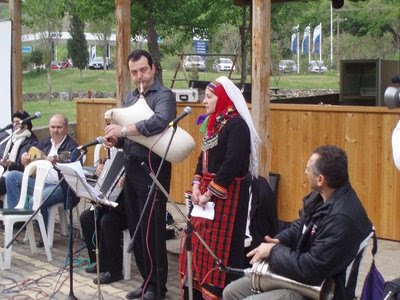 Οι Πομάκοι της Θράκης καταγγέλουν...