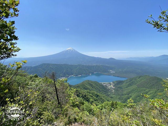 Lake Sai and Mt. Fuji 西湖と富士山