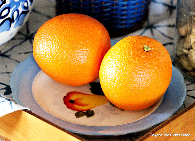 Vintage Pear Plate