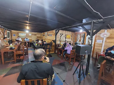 Menggantungkan Harapan dengan Kelestarian Hutan