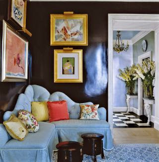 black lacquer gallery walls built in banquette