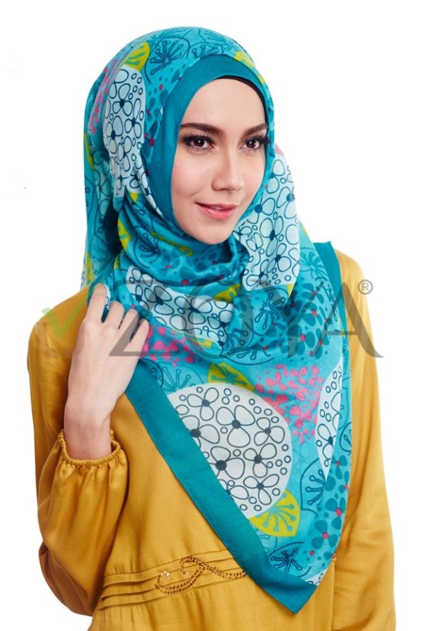  Koleksi Jilbab Zoya Terbaru Segi Empat 2019 Jilbab Cantik