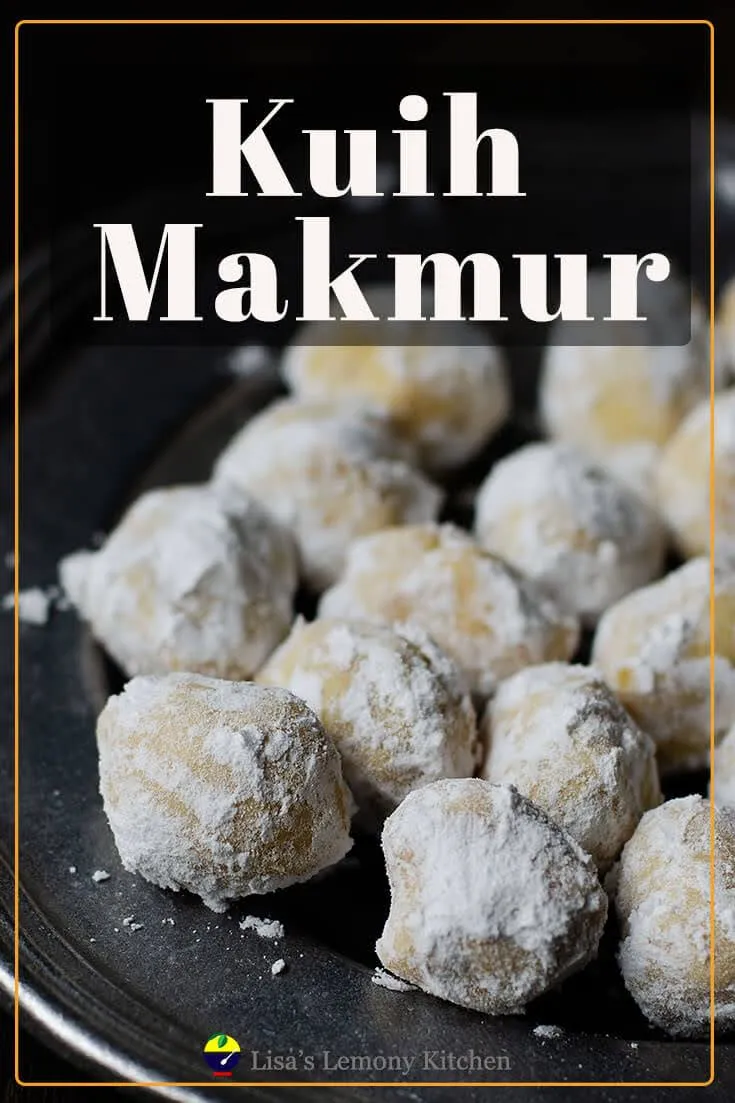 Kuih makmur or ghee cookies is Malaysians favourite traditional cookies for Eid. These melt in the mouth eggless ghee cookies/ kuih makmur filled with crushed peanuts