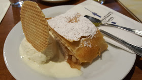 Traditional Viennese Apple Strudel