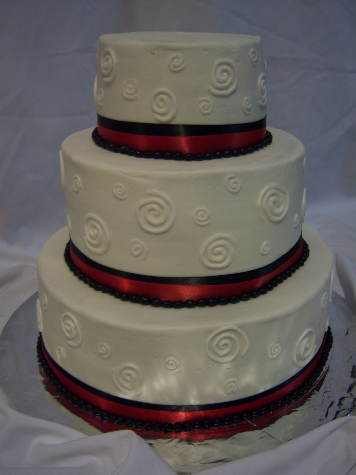 Black and Red Wedding Cake