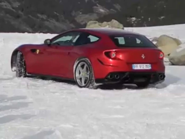 Ferrari FF - lateral