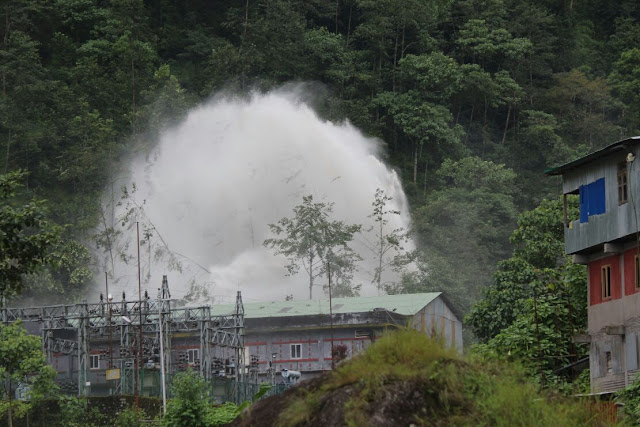 Panic after Nippon hydel project pipe bursts in Darjeeling