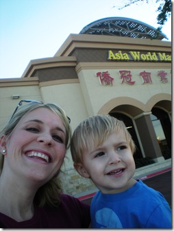 Elifun and Asian Market 011