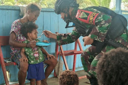 TNI Mengobarkan Gerakan Peduli Posyandu di Kampung Towe Keerom