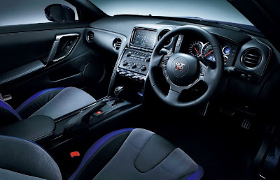 2014 Nissan GT-R Interior