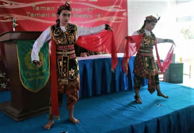  tarian ini berasal dari Provinsi Jawa Timur Tari Remo Berasal Dari Jawa Timur