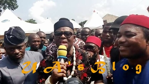 Fani-Kayode Storms Nnamdi Kanu's Hometown In Umuahia...See What IPOB Did For Him (Photos)