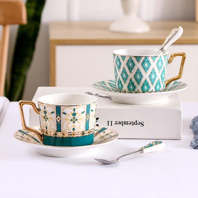 Retro Luxury Elegant Tea Cup and Saucer Set