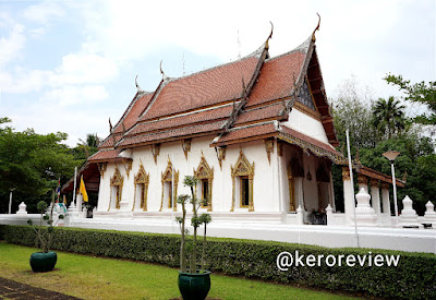 เที่ยวไทย - วัดอัมพวันเจติยาราม จังหวัดสมุทรสงคราม Travel Thailand - Wat Amphawan Jetiyaram, Samut Songkhram Province.