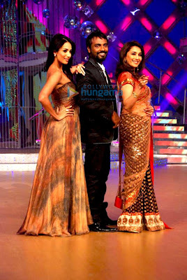 Madhuri, Malaika and Yana Gupta at 'Jhalak Dikhla Ja'