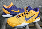 Ярлыки: Nike Zoom Kobe VII