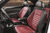 Volkswagen Beetle (2012) Interior 1