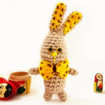 http://www.howtoamigurumi.com/free-crochet-mini-bunny-amigurumi-pattern/