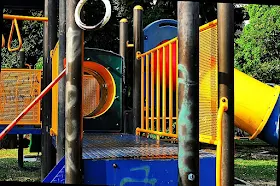 Nikon AF Zoom-Nikkor 35-70mm 1:3.3~4.5,  At The Playground, The Playpen 05