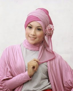 24 Gaya Model Hijab / Jilbab Terbaru